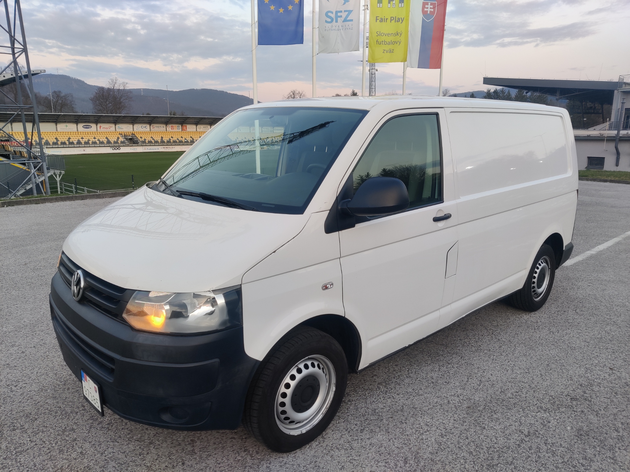 Volkswagen Transporter T5.1 2.0 TDI